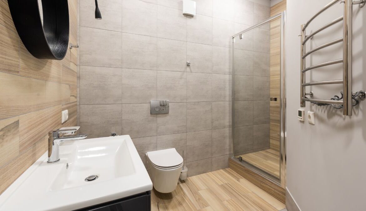 Is It Cheaper To Install a Shower or a Tub?