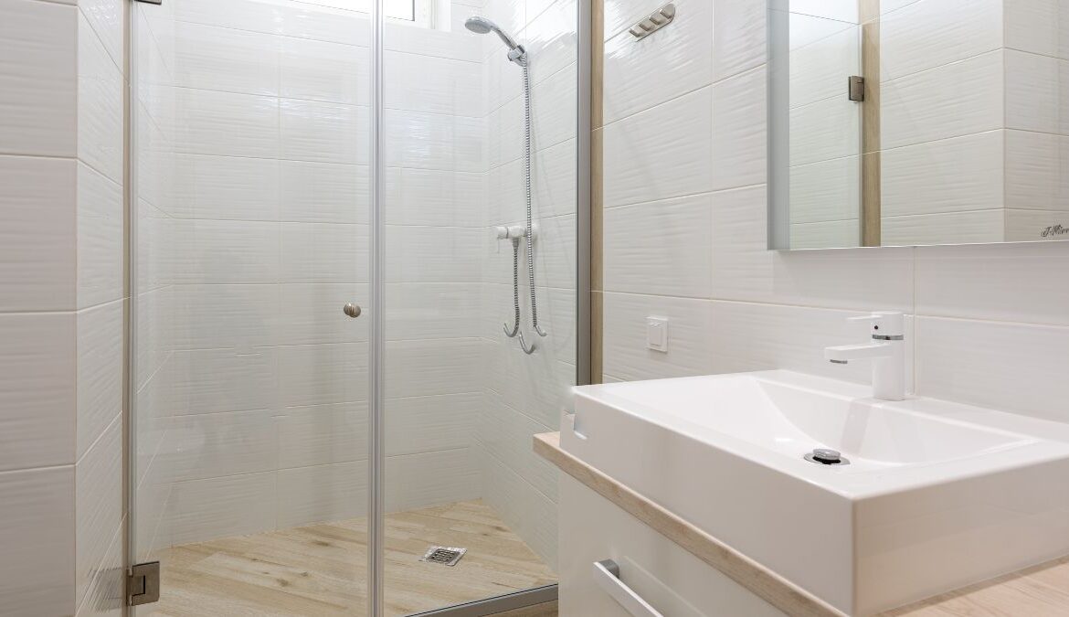 How to Replace a Bathtub with a Shower