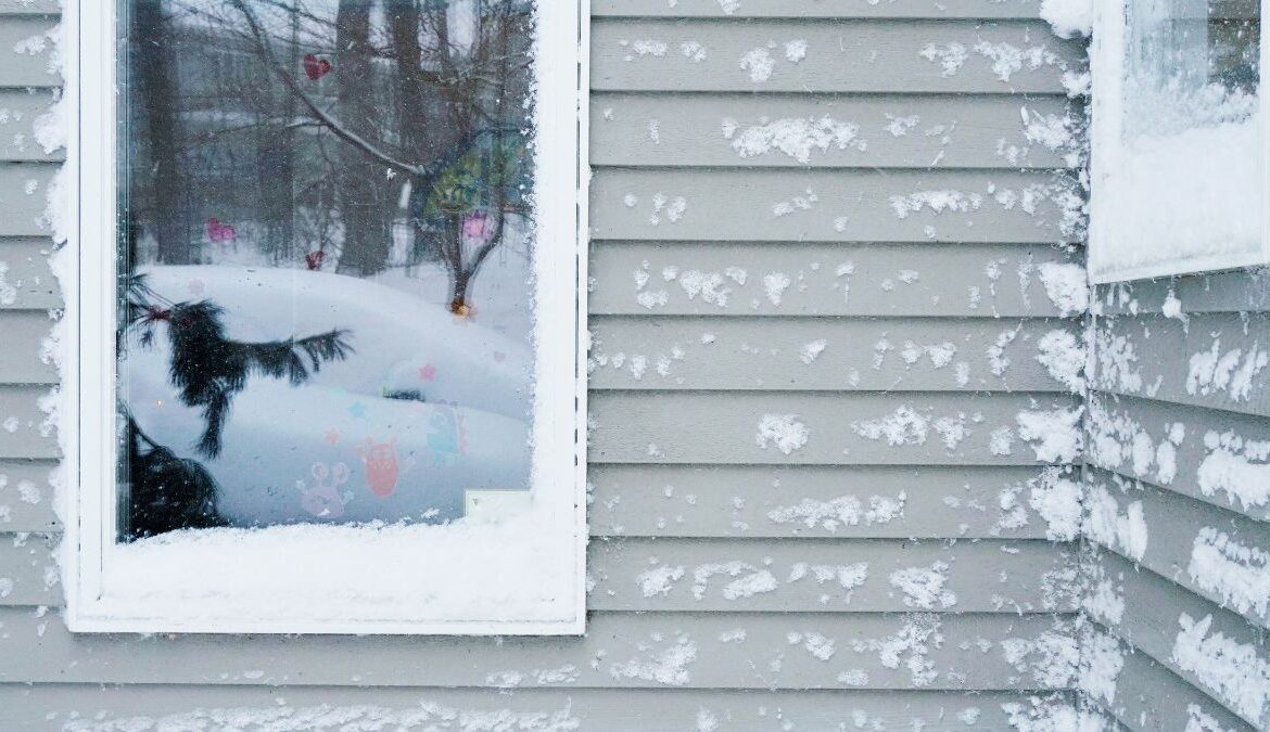 Why Winter Is a Great Time to Plan for New Siding